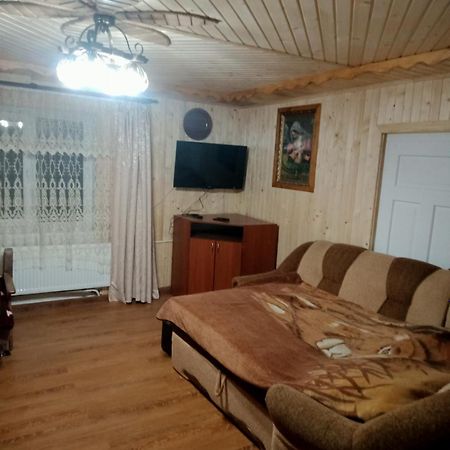 Holiday Home Tihiy Dvor Микуличин Екстер'єр фото